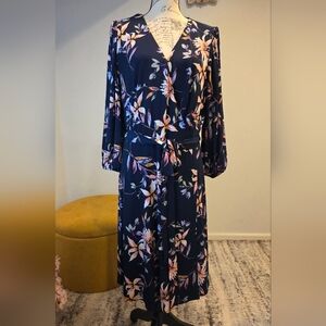 Eliza J  Wrap Navy Floral  Midi Dress.     Long Sleeves V-Neck. Size 16W